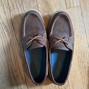 Sperry boat shoes